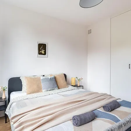 Cosy Family By Vaya * Warszawa