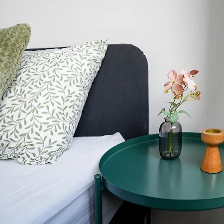 Cosy Family By Vaya *